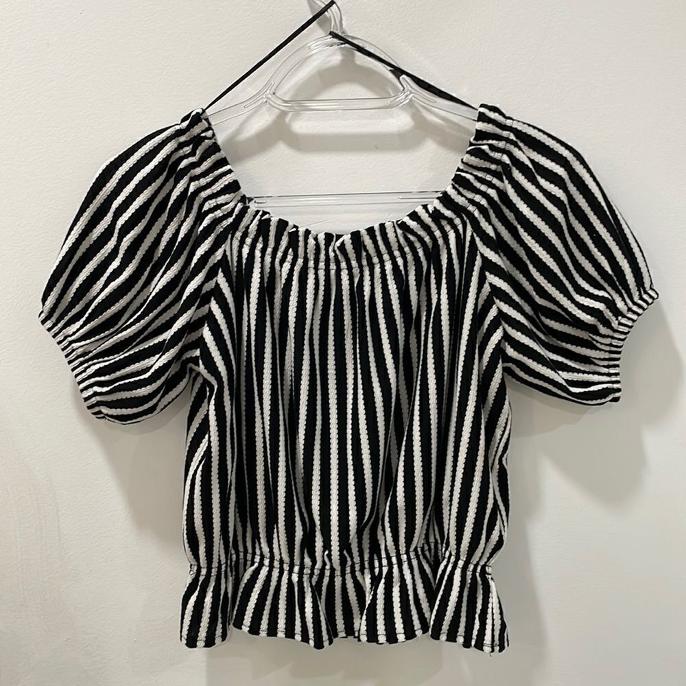 H&M‎ black white stripe off-shoulder crop top small